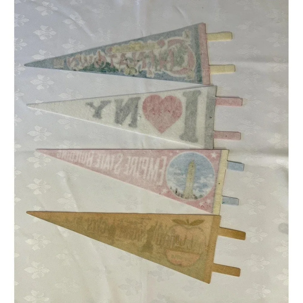4 Vintage New York City Souvenir Pennants  Retro Chinatown ,Dragon , Skyline